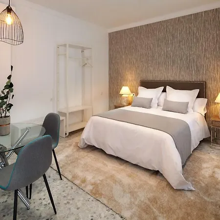 Wanderlust 2 Apartment